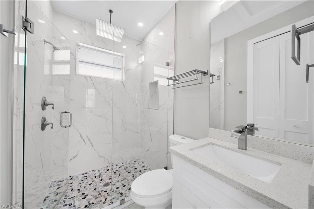 26951 N RIVERSIDE DR-21