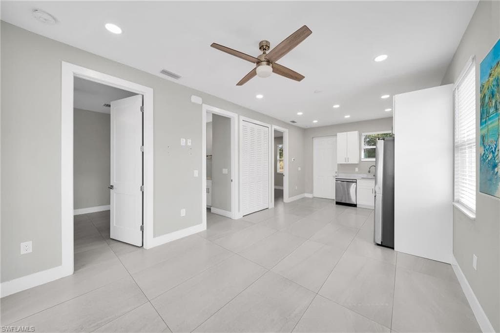 26951 N RIVERSIDE DR-29