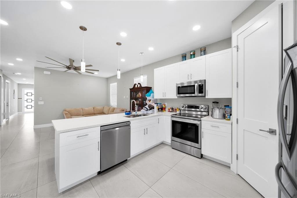 26951 N RIVERSIDE DR-9