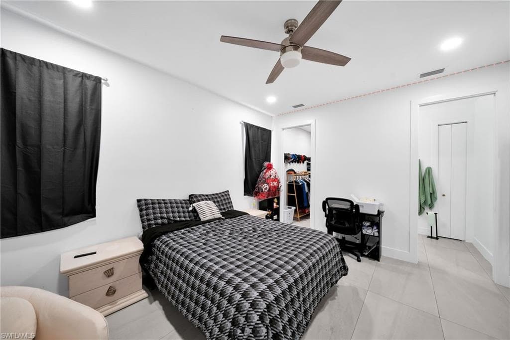 26951 N RIVERSIDE DR-18