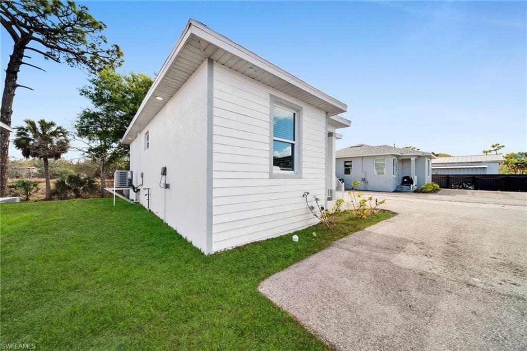 26961 N RIVERSIDE DR-41
