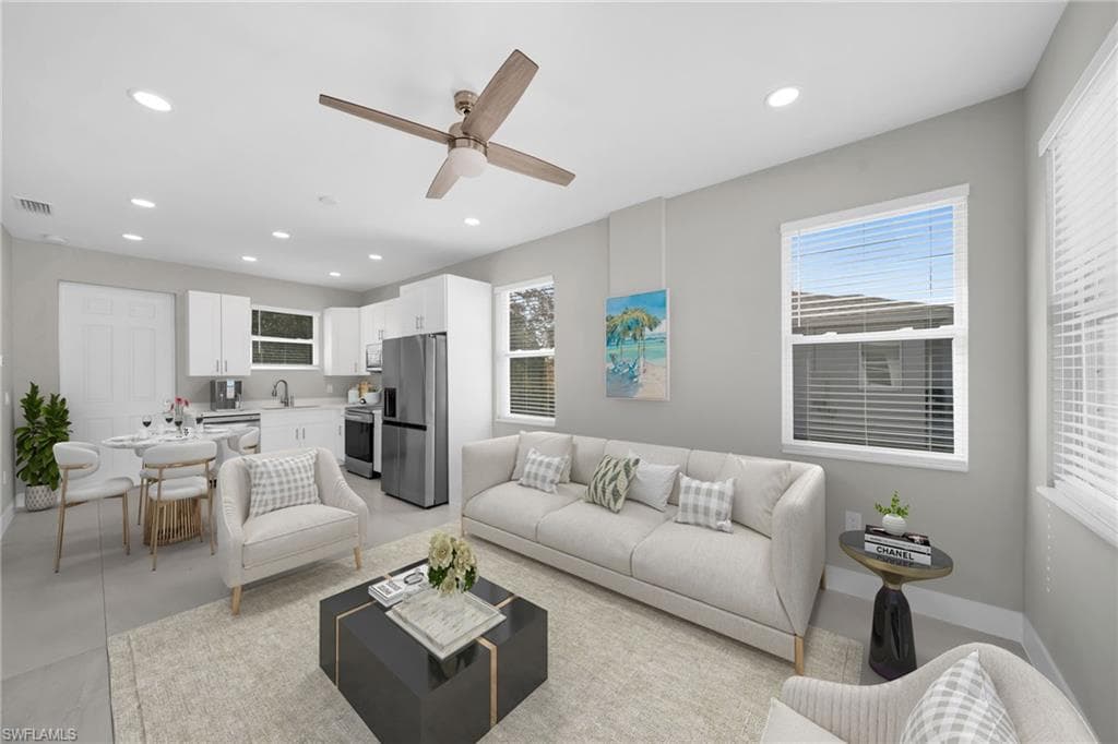 26961 N RIVERSIDE DR-27