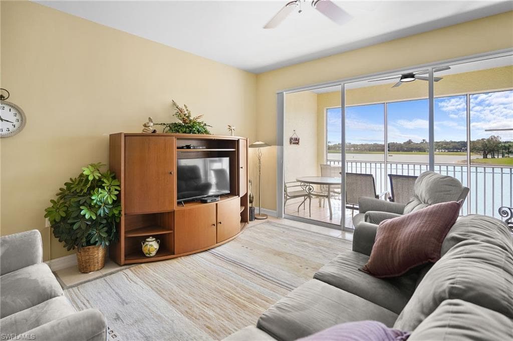 10720 Ravenna WAY 203-6