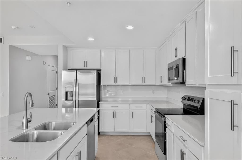 15835 Green Acres AVE 3316-13