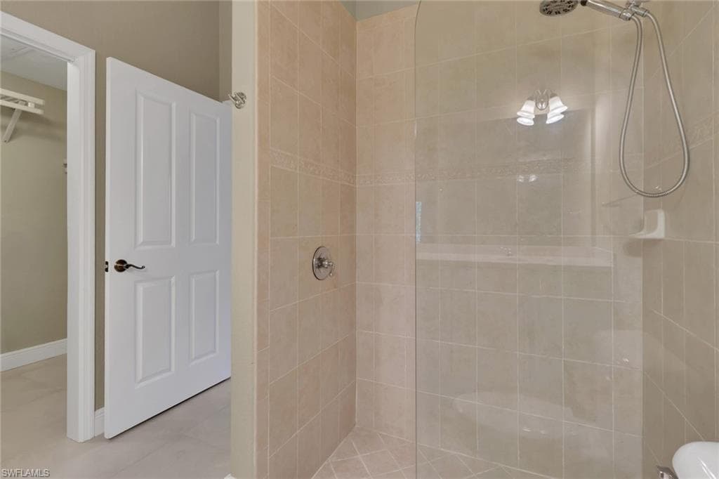 3555 Avion Woods CT 501-26