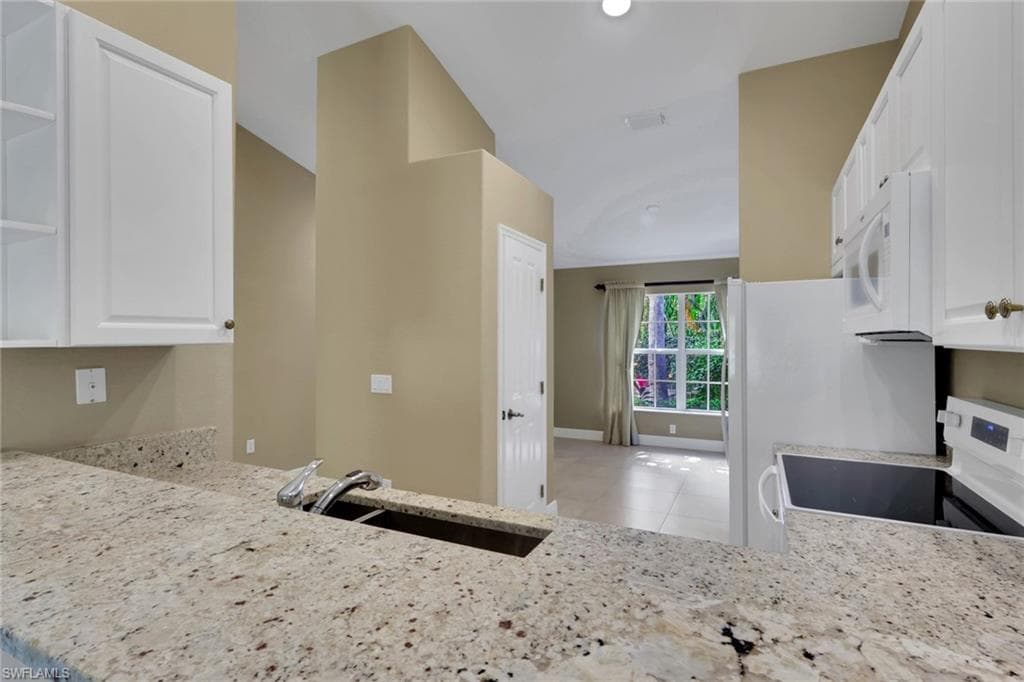 3555 Avion Woods CT 501-14