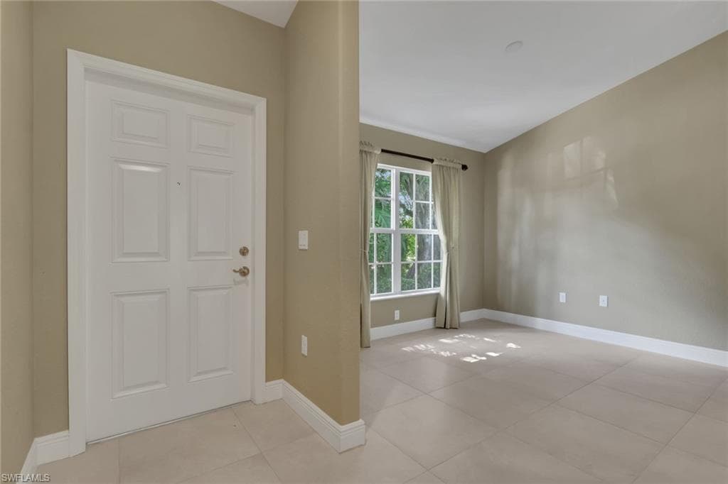 3555 Avion Woods CT 501-10
