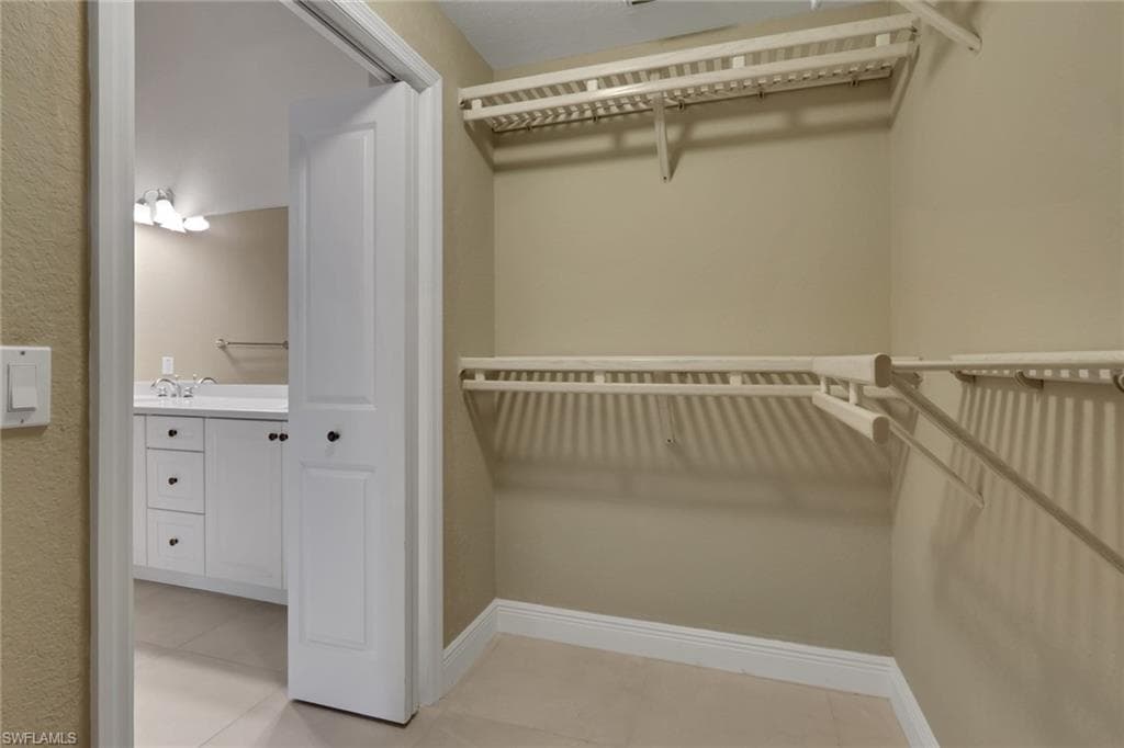 3555 Avion Woods CT 501-28