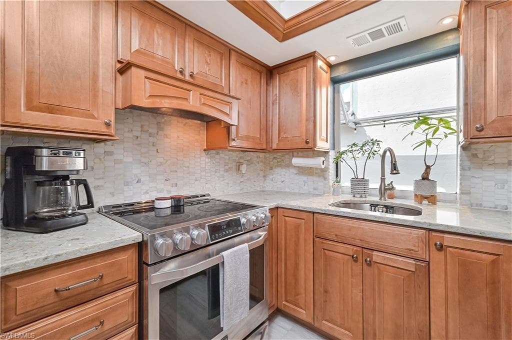 13680 Raleigh LN 2-16