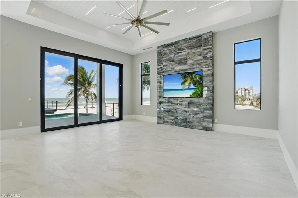 3050 Estero BLVD-5