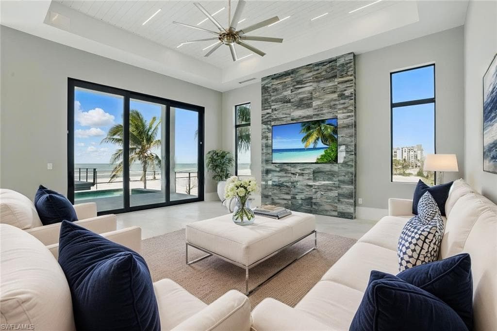 3050 Estero BLVD-6