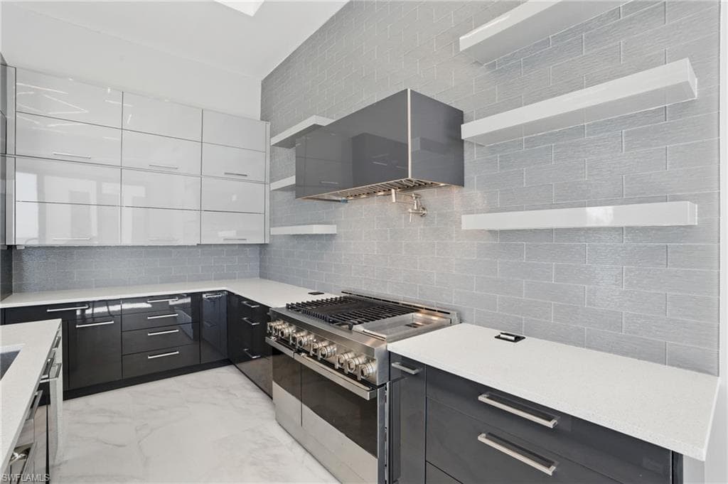 3050 Estero BLVD-18
