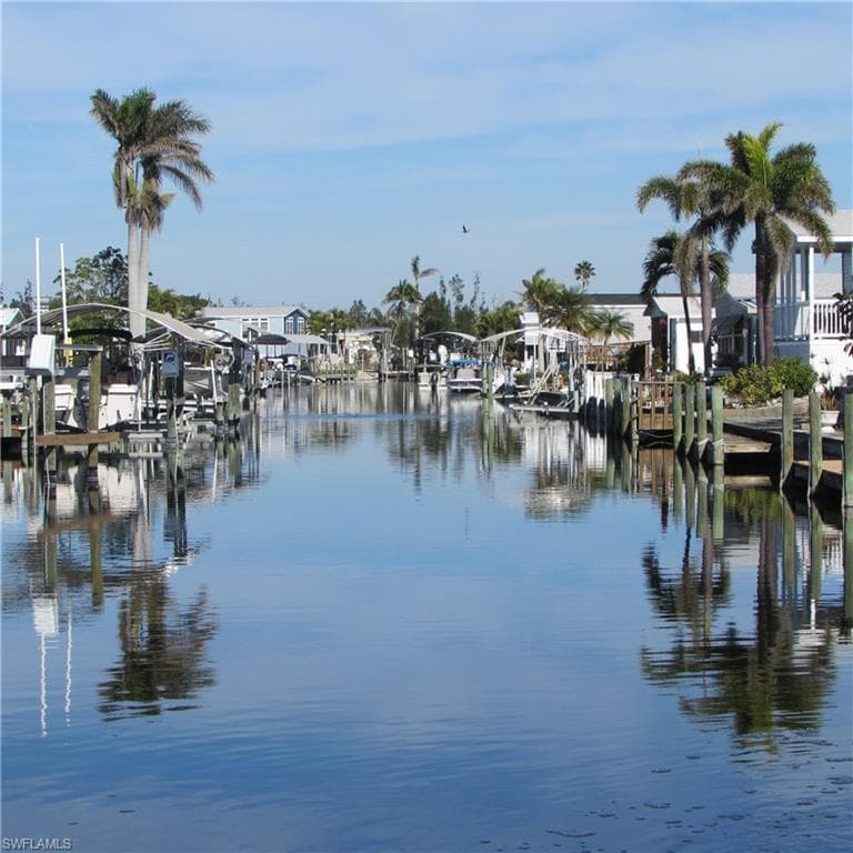 5004 Gulfgate LN-1