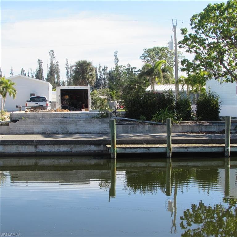 5004 Gulfgate LN-0
