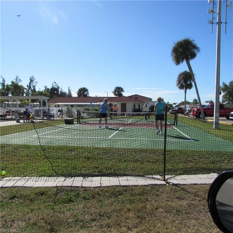 5004 Gulfgate LN-20
