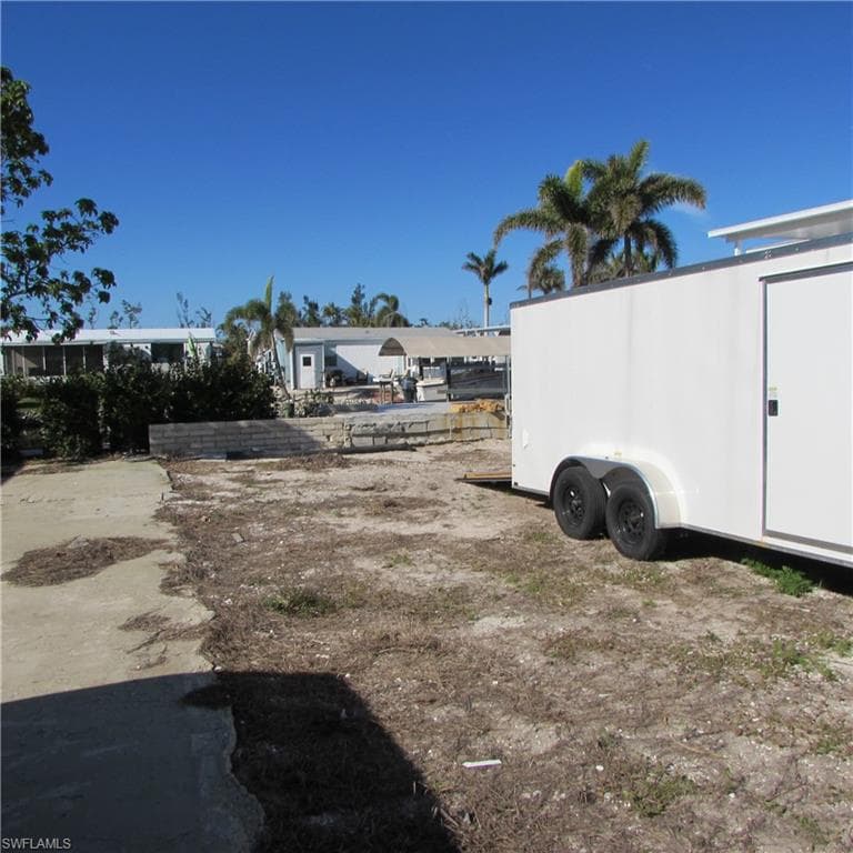 5004 Gulfgate LN-3