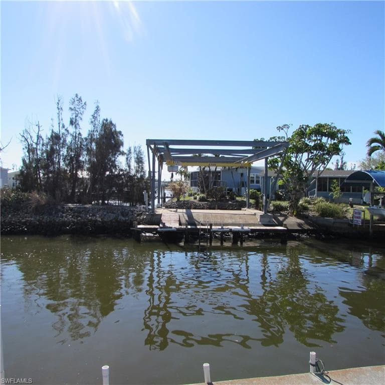 5004 Gulfgate LN-21