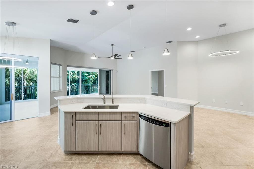 2040 Tarpon Bay DR N 201-16