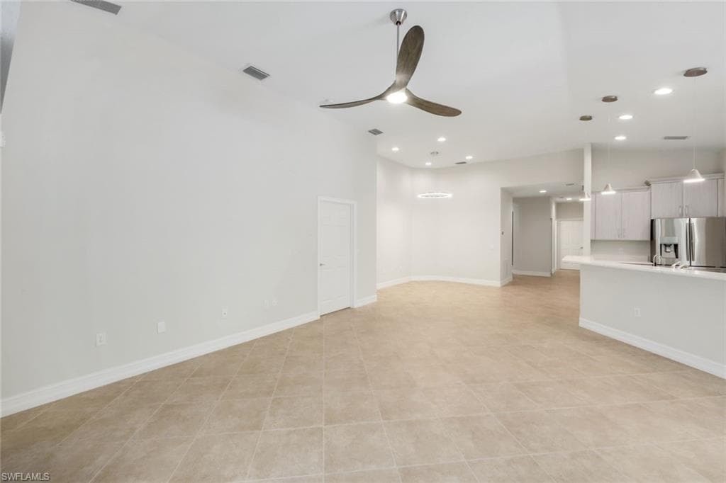 2040 Tarpon Bay DR N 201-27