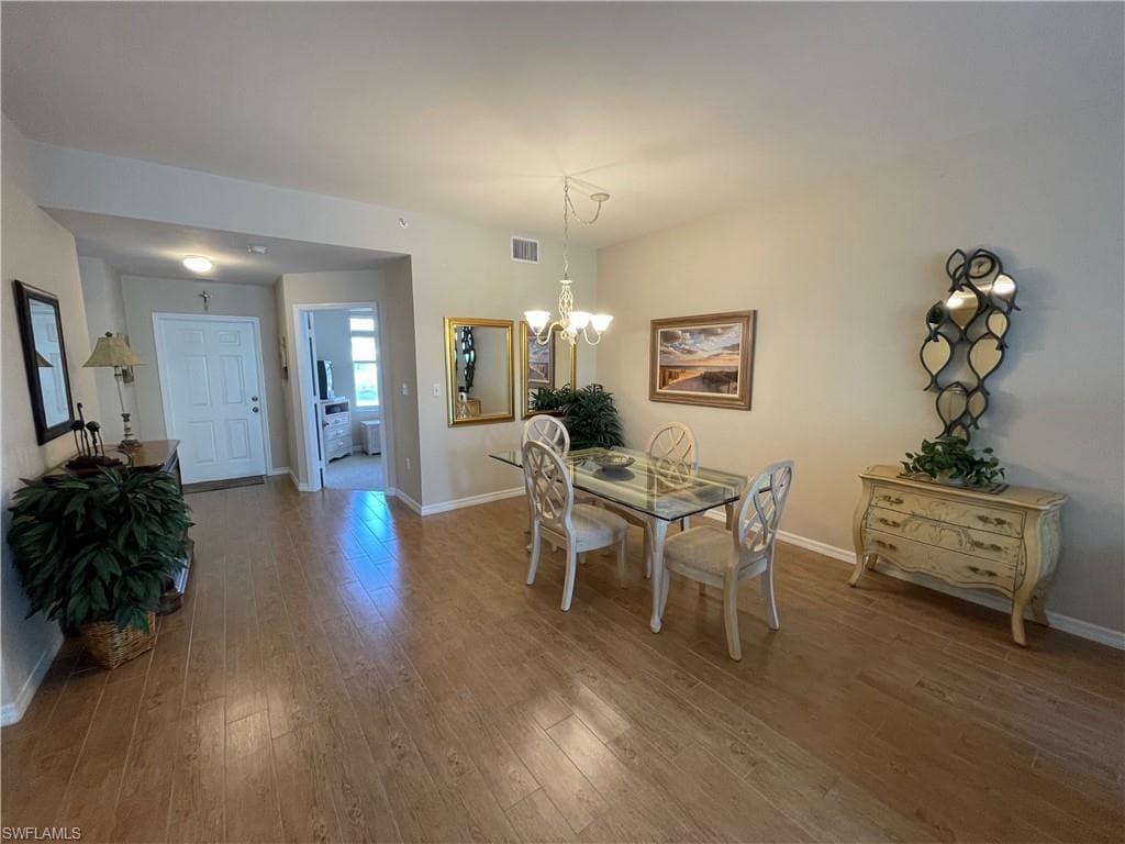519 Roma CT 2103-6
