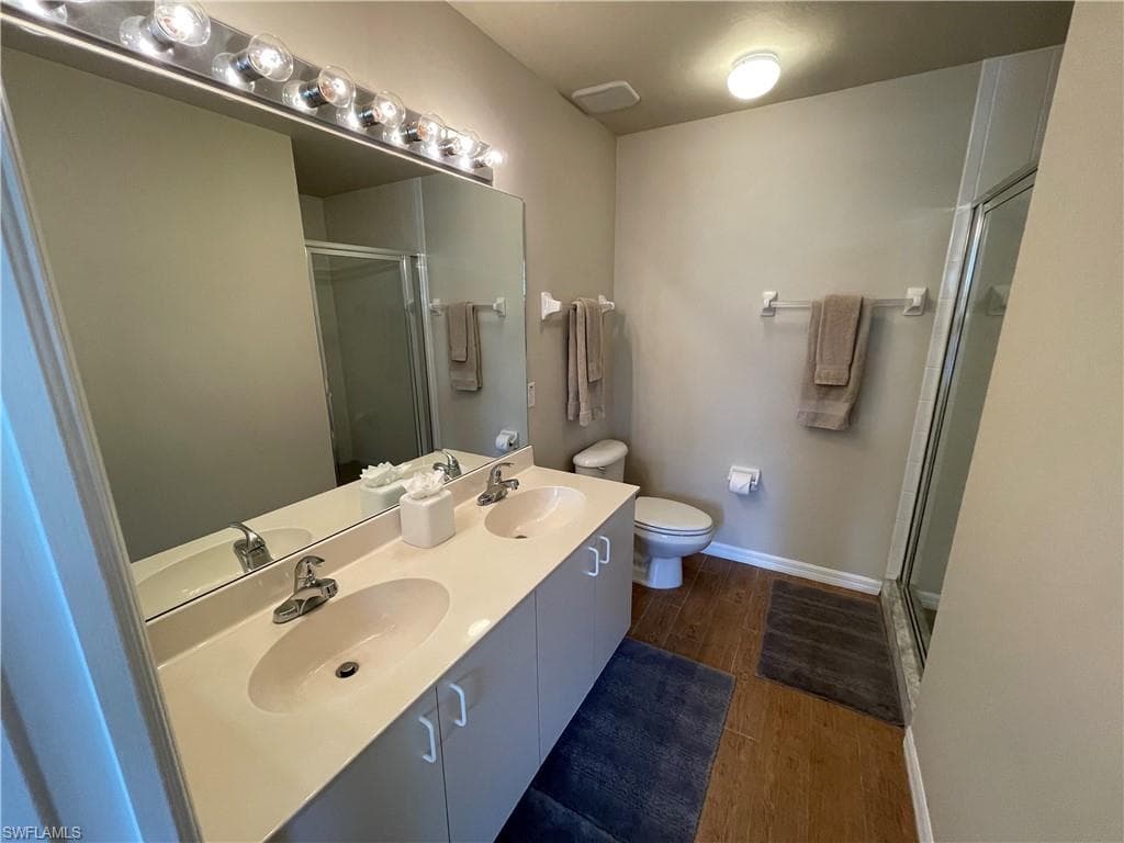 519 Roma CT 2103-14