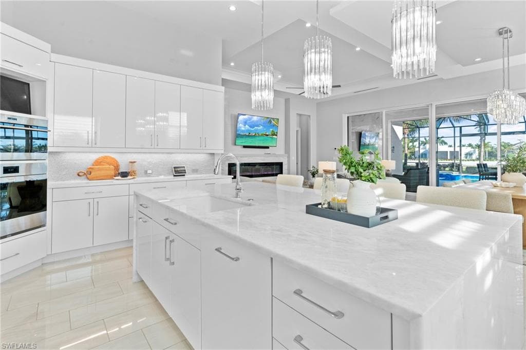 10570 Via Torino WAY-18