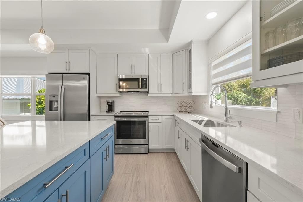 3708 Agate CT-8