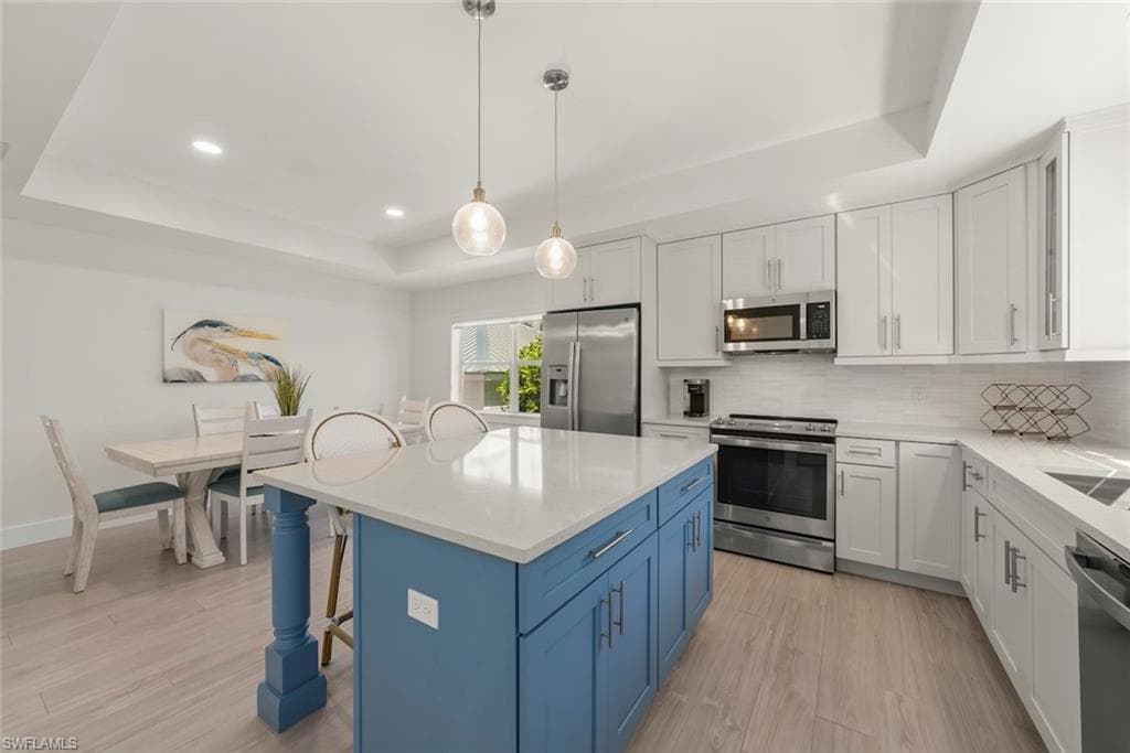 3708 Agate CT-9