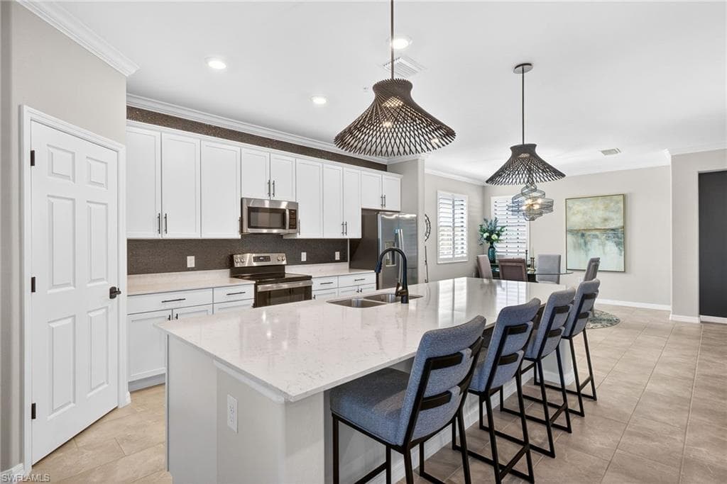2387 Anguilla DR 202-5