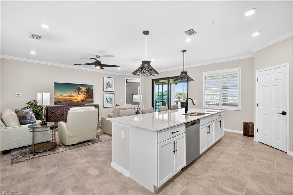 2387 Anguilla DR 202-7