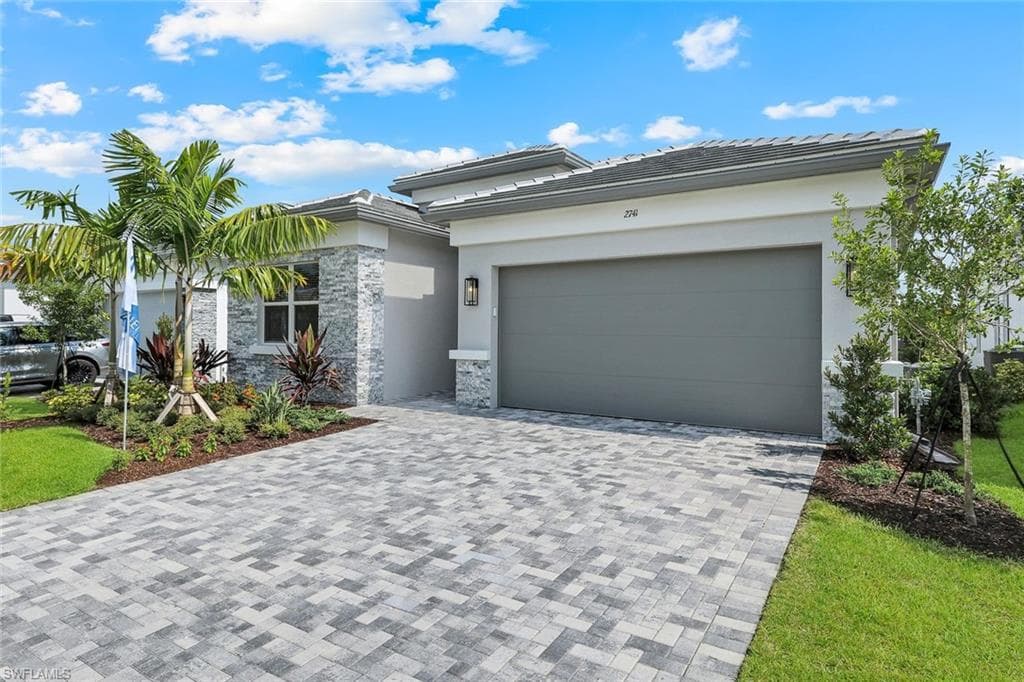 2741 Durham CIR-26