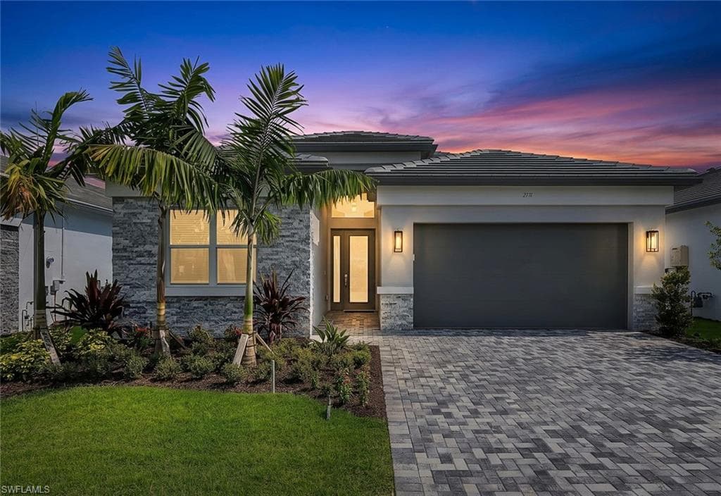 2741 Durham CIR-5