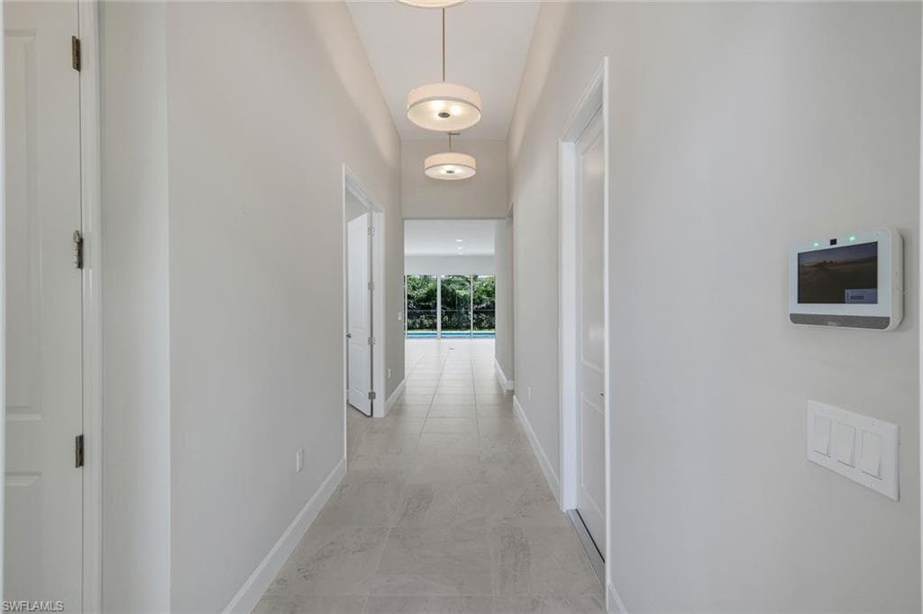 2741 Durham CIR-12