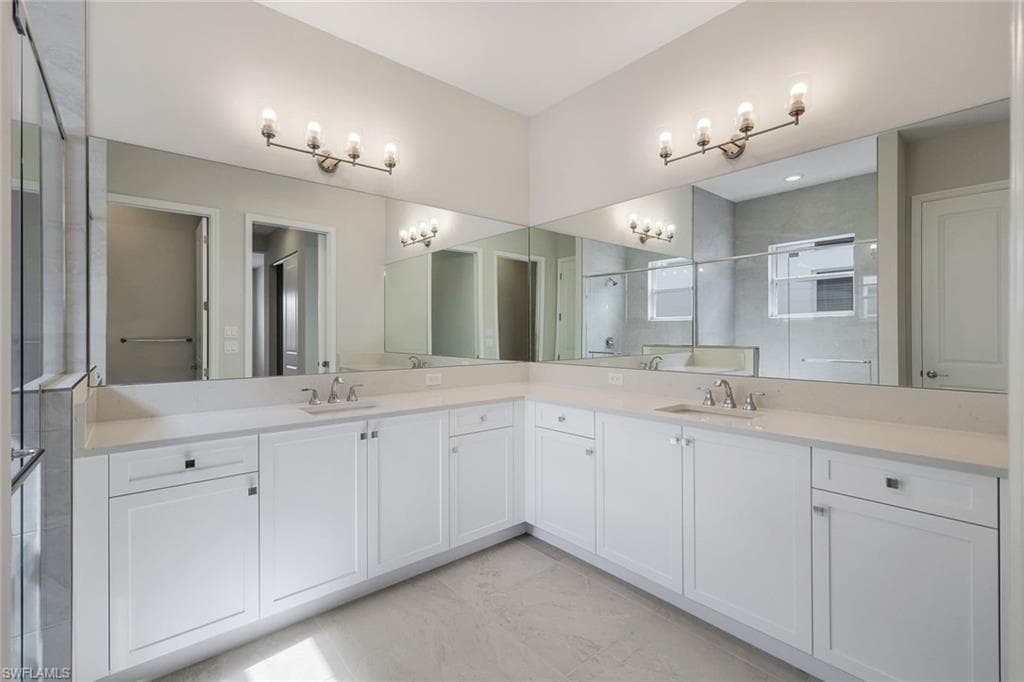2741 Durham CIR-15