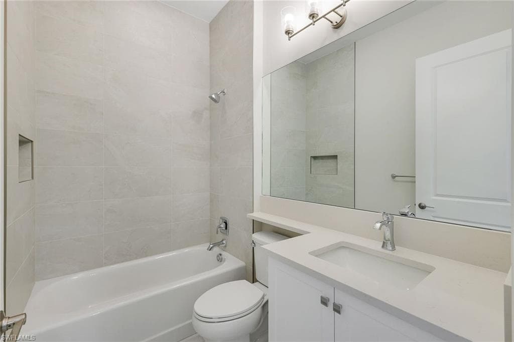 2741 Durham CIR-19
