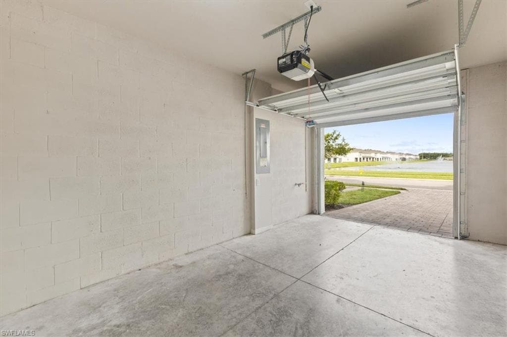 15245 Wildflower CIR-26