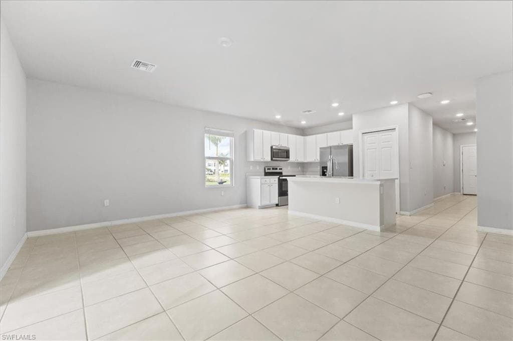 15245 Wildflower CIR-13