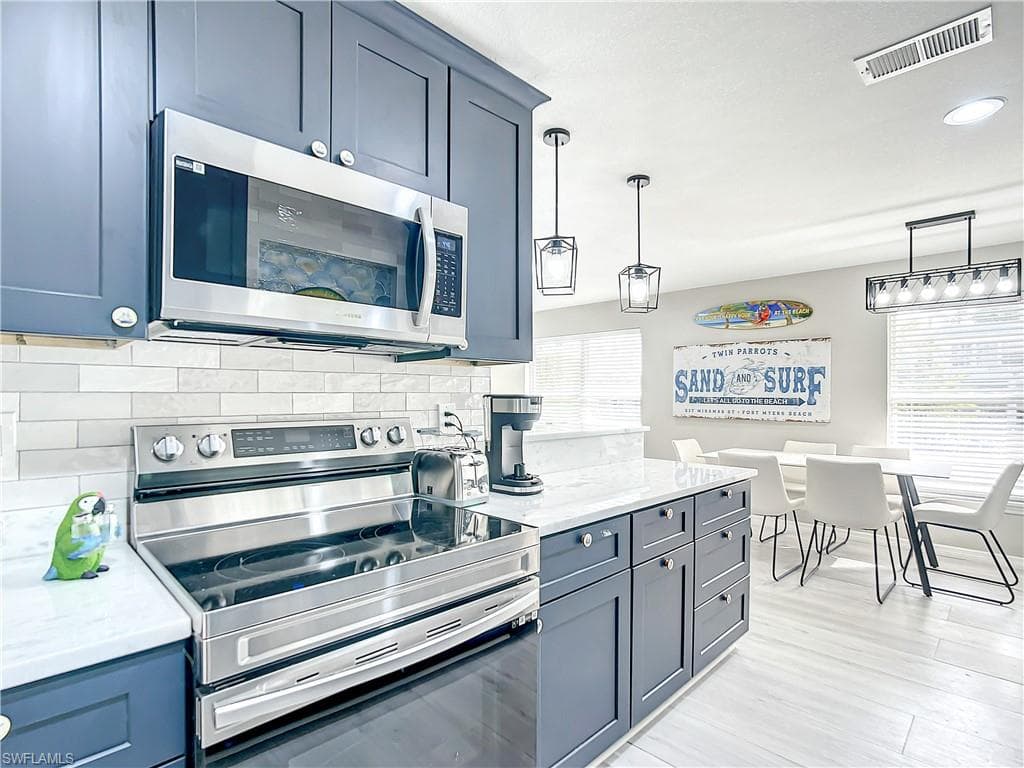 217 Miramar ST-11