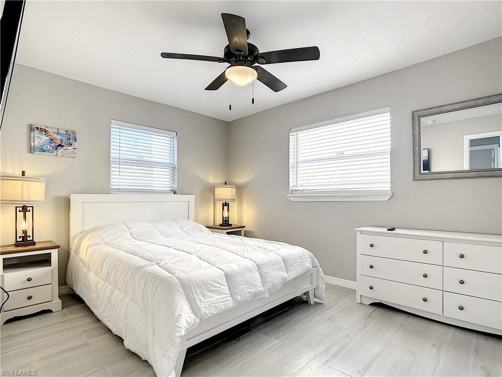 217 Miramar ST-33