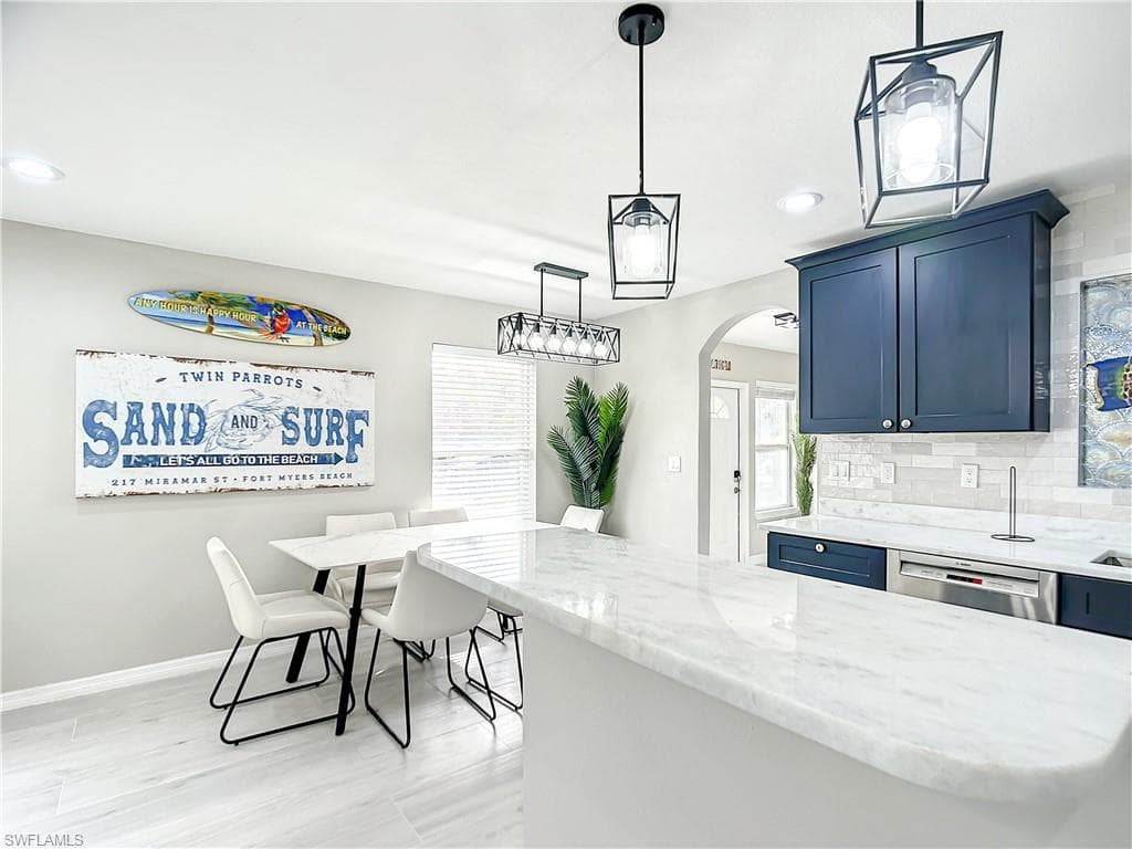 217 Miramar ST-18