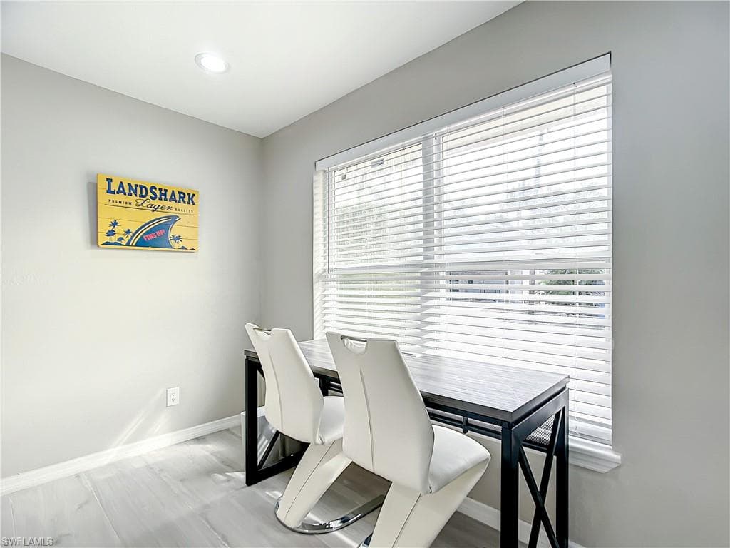 217 Miramar ST-24