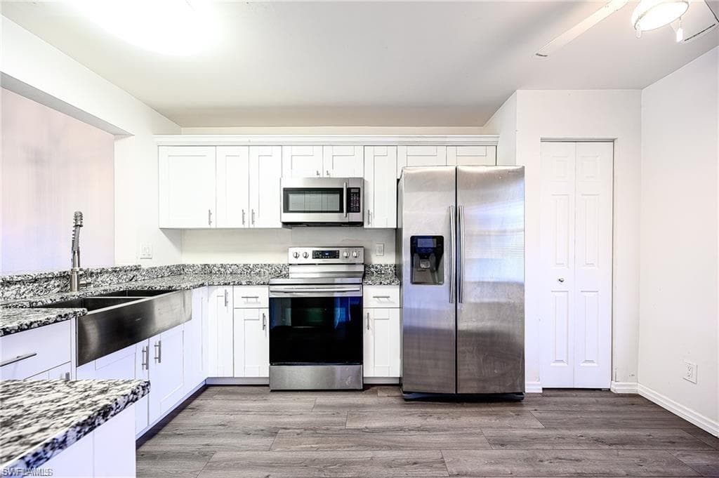 1476 Churchill CIR J-202-1
