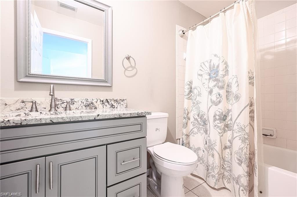 1476 Churchill CIR J-202-6