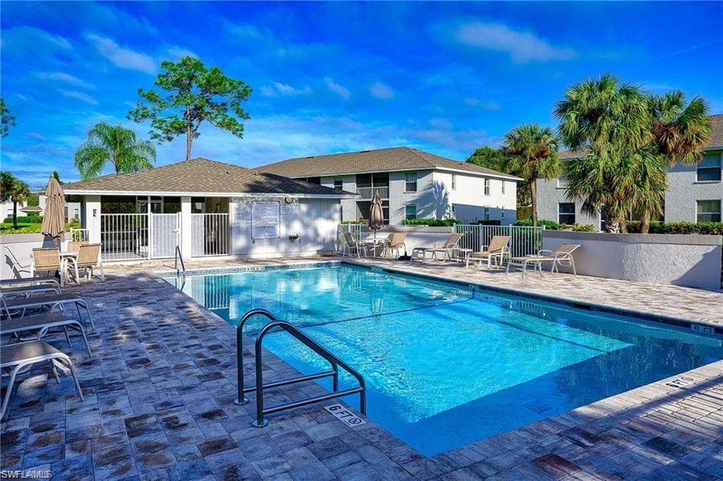 1476 Churchill CIR J-202-10