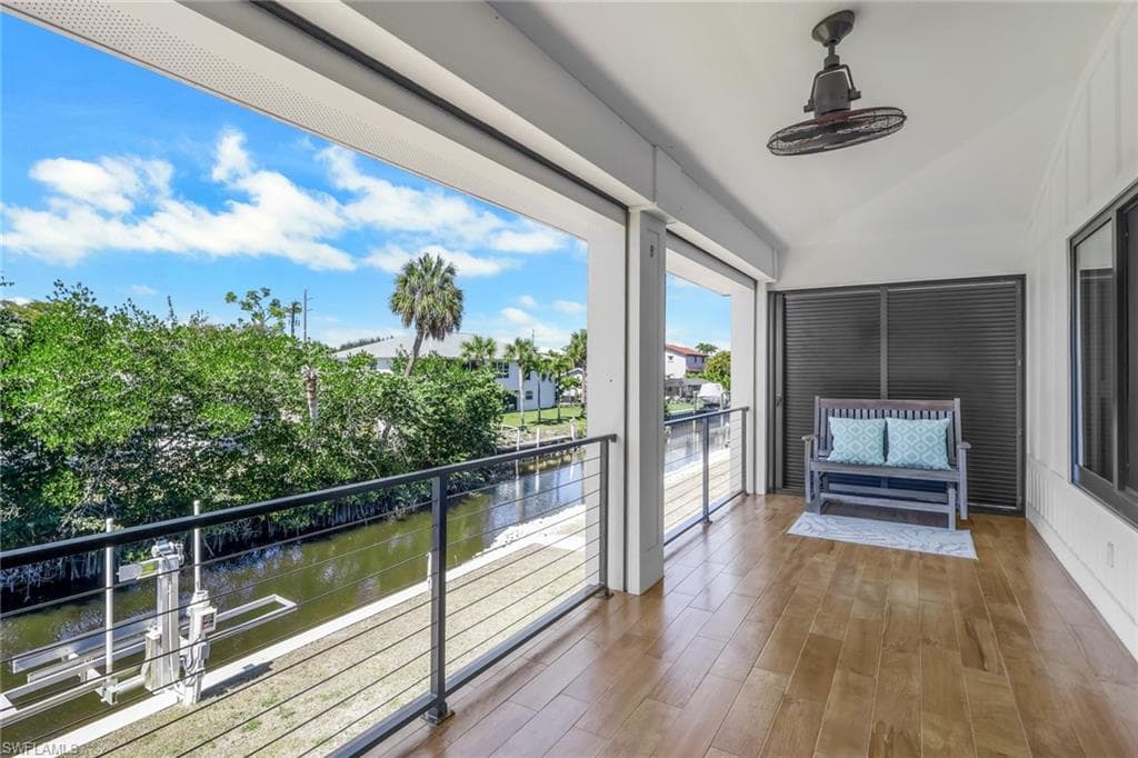 27170 Esther DR-27
