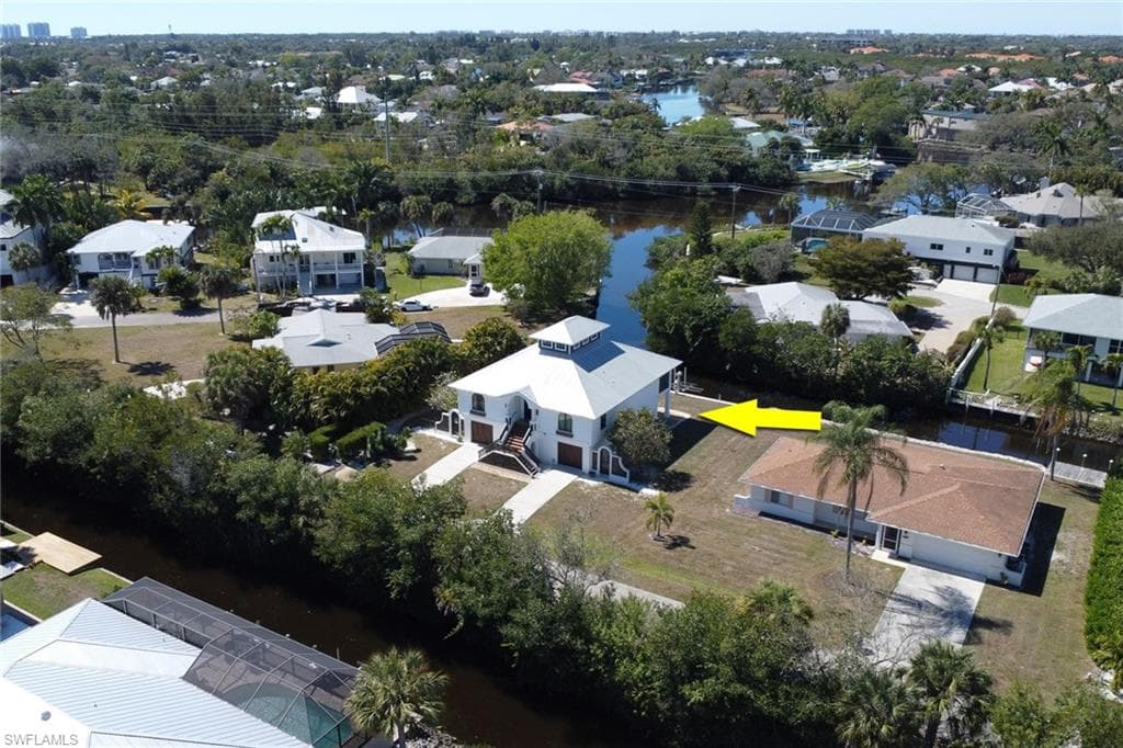 27170 Esther DR-40