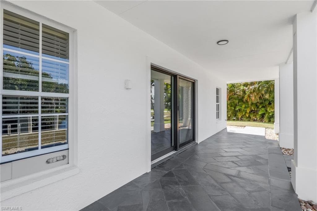 27170 Esther DR-36