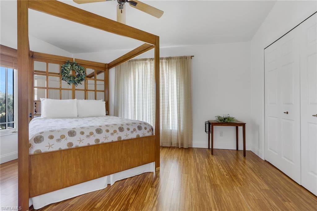 27170 Esther DR-18