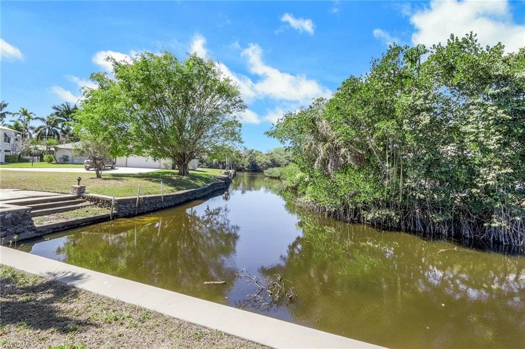 27170 Esther DR-38