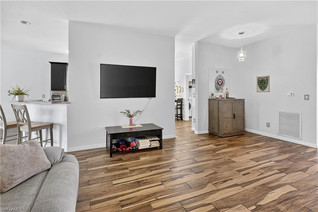 9689 Pineapple Preserve CT-5